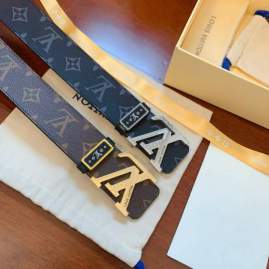 Picture of Louis Vuitton Belts _SKUfw225797212fw